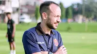 Pelatih Persijap Optimistis Amankan Hasil Positif Kontra Persib di BRI Super League: Bekal Percaya Diri dan Amunisi Asing