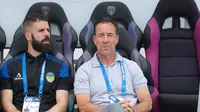 BRI Super League: Kalah Telak di Kandang Persita, Pelatih PSIM Van Gastel Akui Timnya Main Buruk