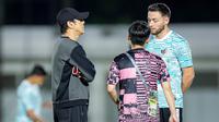 Orang Dekat Sebut Shin Tae-yong Masih Trauma Tangani Timnas Indonesia, tapi Masih Tetap Buka Diri Jika Diminta PSSI